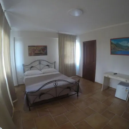 La Tenuta Del Barone SantʼAgata deʼ Goti